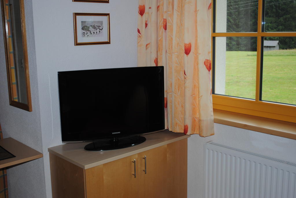 Ferienwohnung Haus Untergand St. Anton am Arlberg Zimmer foto